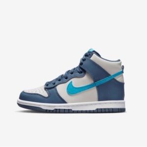 Nike Kids Navy and Light Gray Sneakers